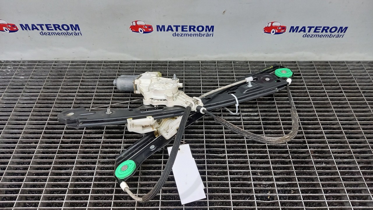 MACARA USA FATA DREAPTA BMW SERIA 1 E 87 - - (2007 2011)