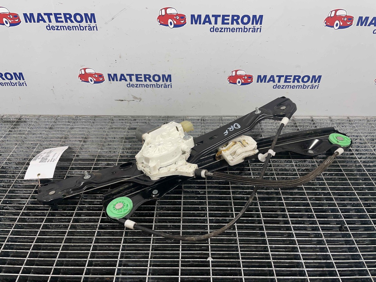 MACARA USA FATA DREAPTA BMW SERIA 3 E 90 - - (2007 2012)