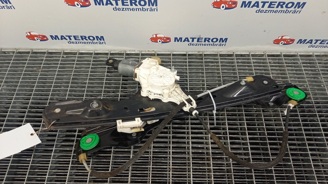 MACARA USA FATA DREAPTA BMW X1 X1 - - (2009 2012)