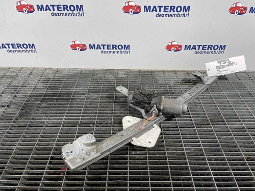 MACARA USA FATA DREAPTA DACIA LOGAN MCV - - (2008 2012)