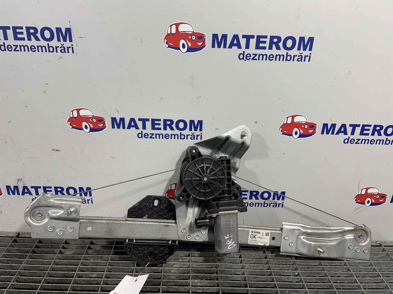 MACARA USA FATA DREAPTA DACIA LOGAN MCV LOGAN MCV - - (2012 2016)