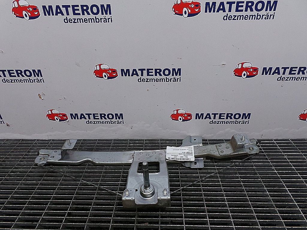 MACARA USA FATA DREAPTA DACIA SANDERO SANDERO - - (2008 2012)