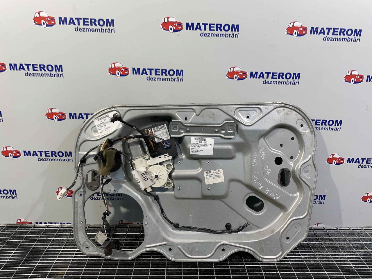 MACARA USA FATA DREAPTA FORD FOCUS C-MAX FOCUS C-MAX - - (2003 2007)