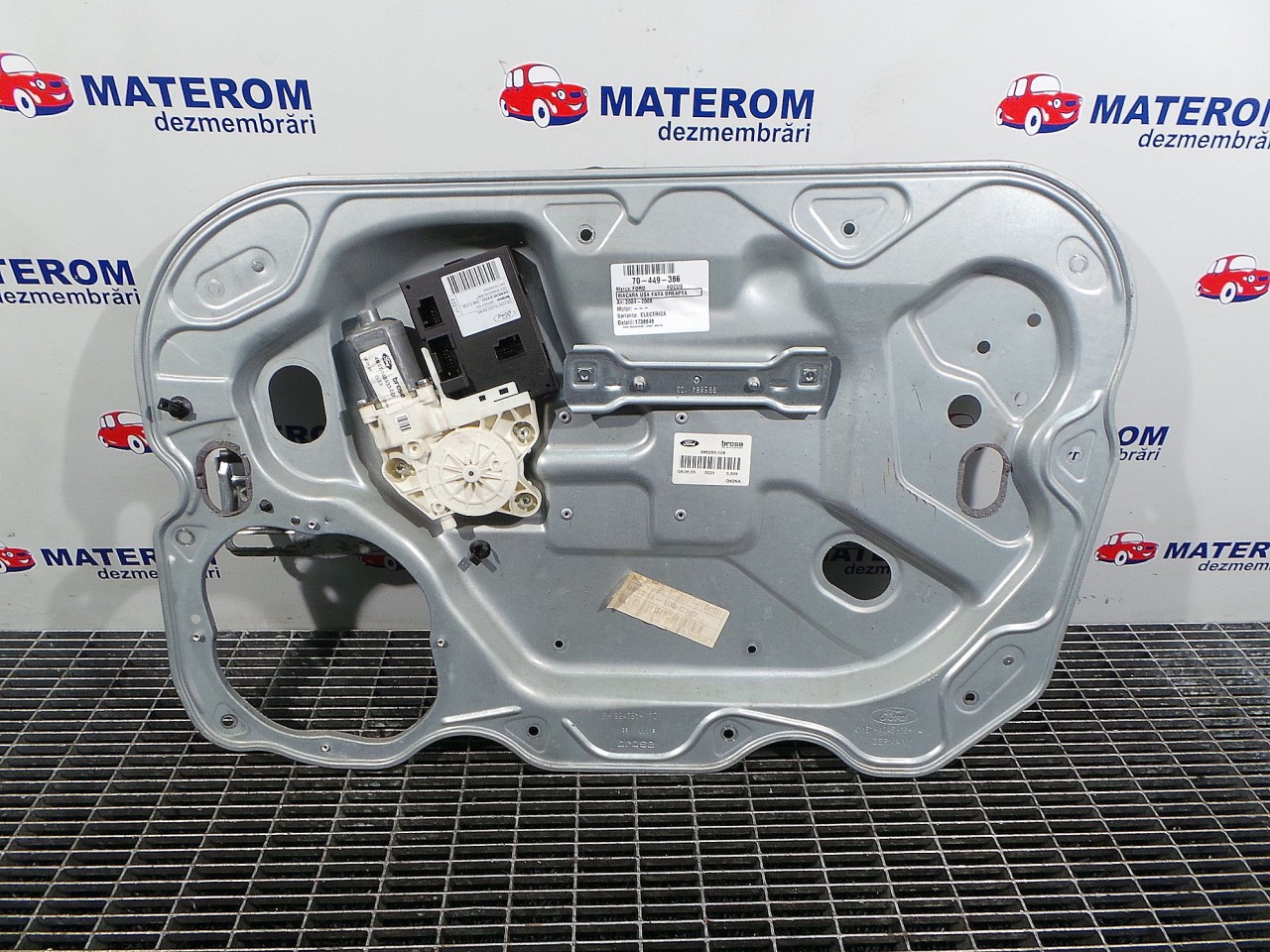 MACARA USA FATA DREAPTA FORD FOCUS FOCUS - - (2004 2008)