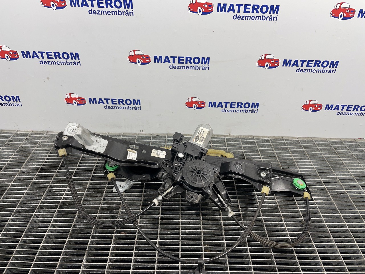 MACARA USA FATA DREAPTA FORD FOCUS FOCUS - - (2011 2014)