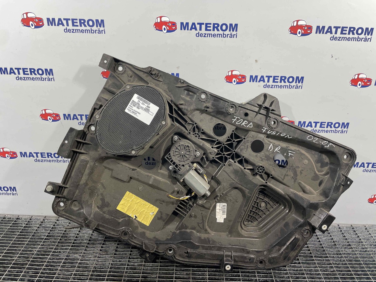 MACARA USA FATA DREAPTA FORD FUSION - - (2002 2005)