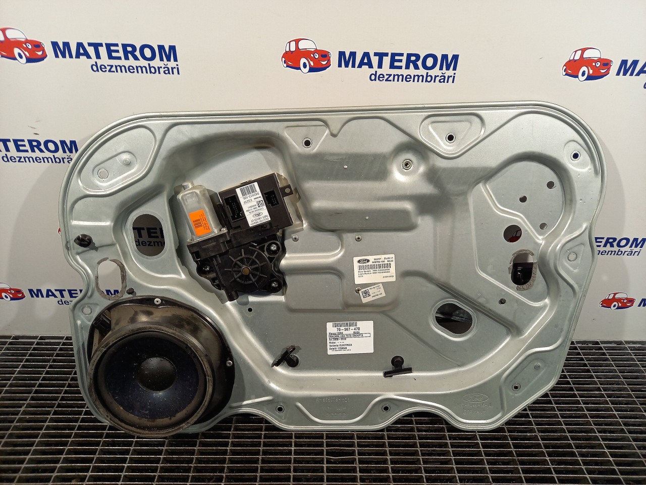MACARA USA FATA DREAPTA FORD KUGA KUGA - - (2008 2012)