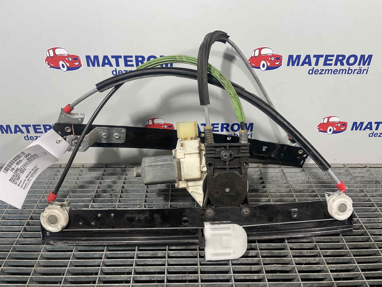MACARA USA FATA DREAPTA FORD MONDEO - - (2007 2014)