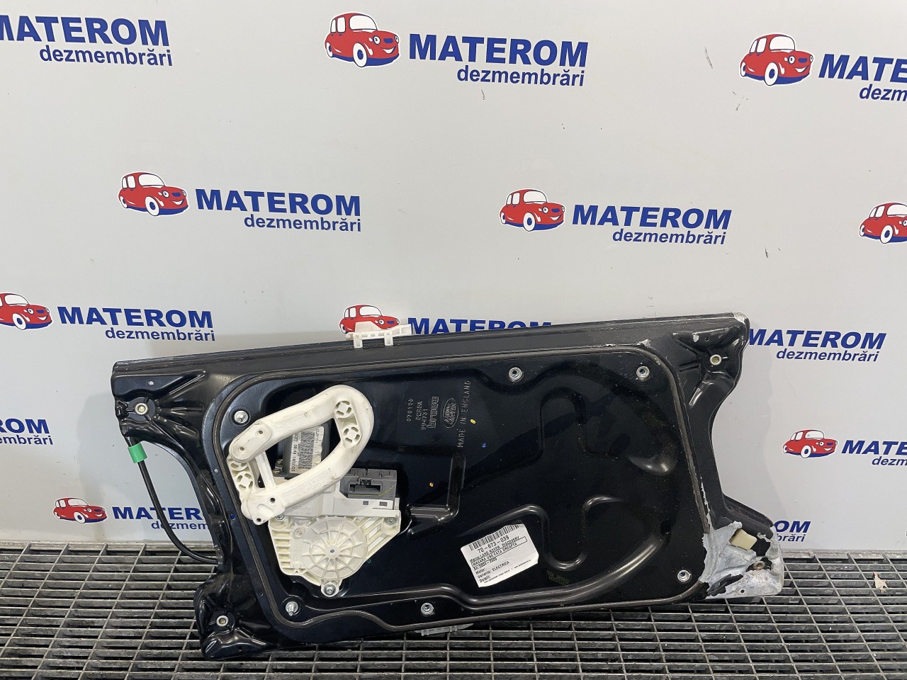 MACARA USA FATA DREAPTA LAND ROVER DISCOVERY DISCOVERY - - (2004 2009)
