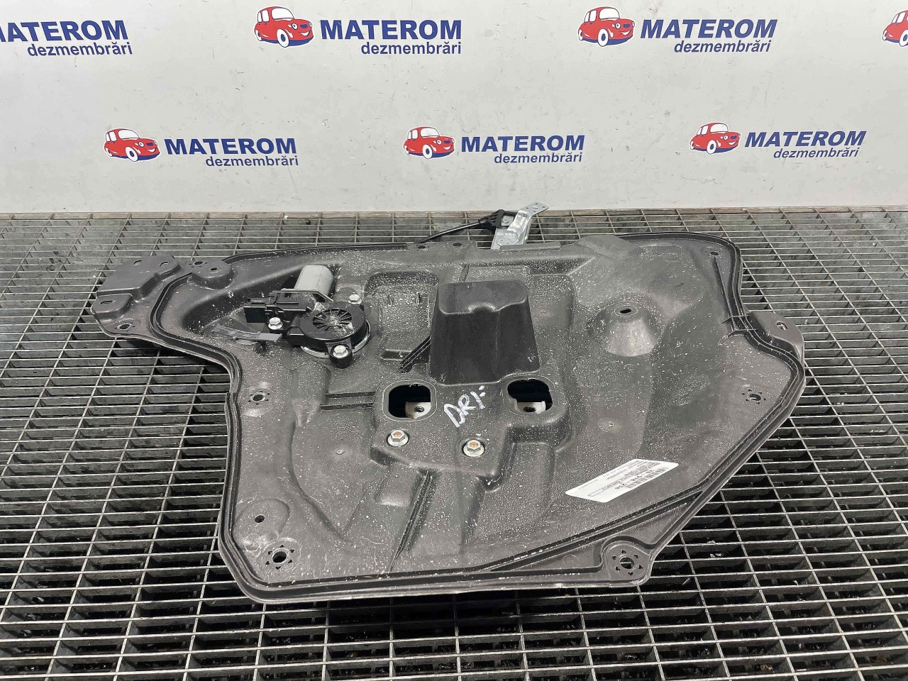 MACARA USA FATA DREAPTA MAZDA 3 - - (201