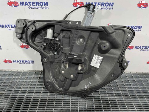 MACARA USA FATA DREAPTA MAZDA 3 - - (2013 2018)