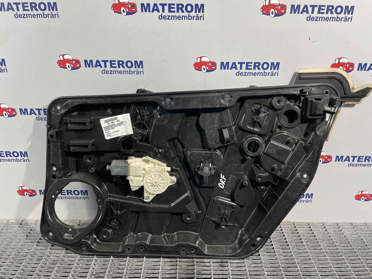 MACARA USA FATA DREAPTA MERCEDES A-CLASS - - (2012 2018)