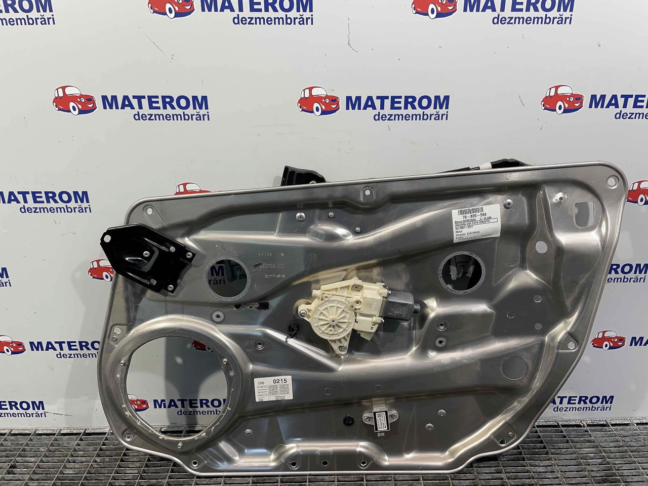 MACARA USA FATA DREAPTA MERCEDES C-CLASS - - (2007 2011)