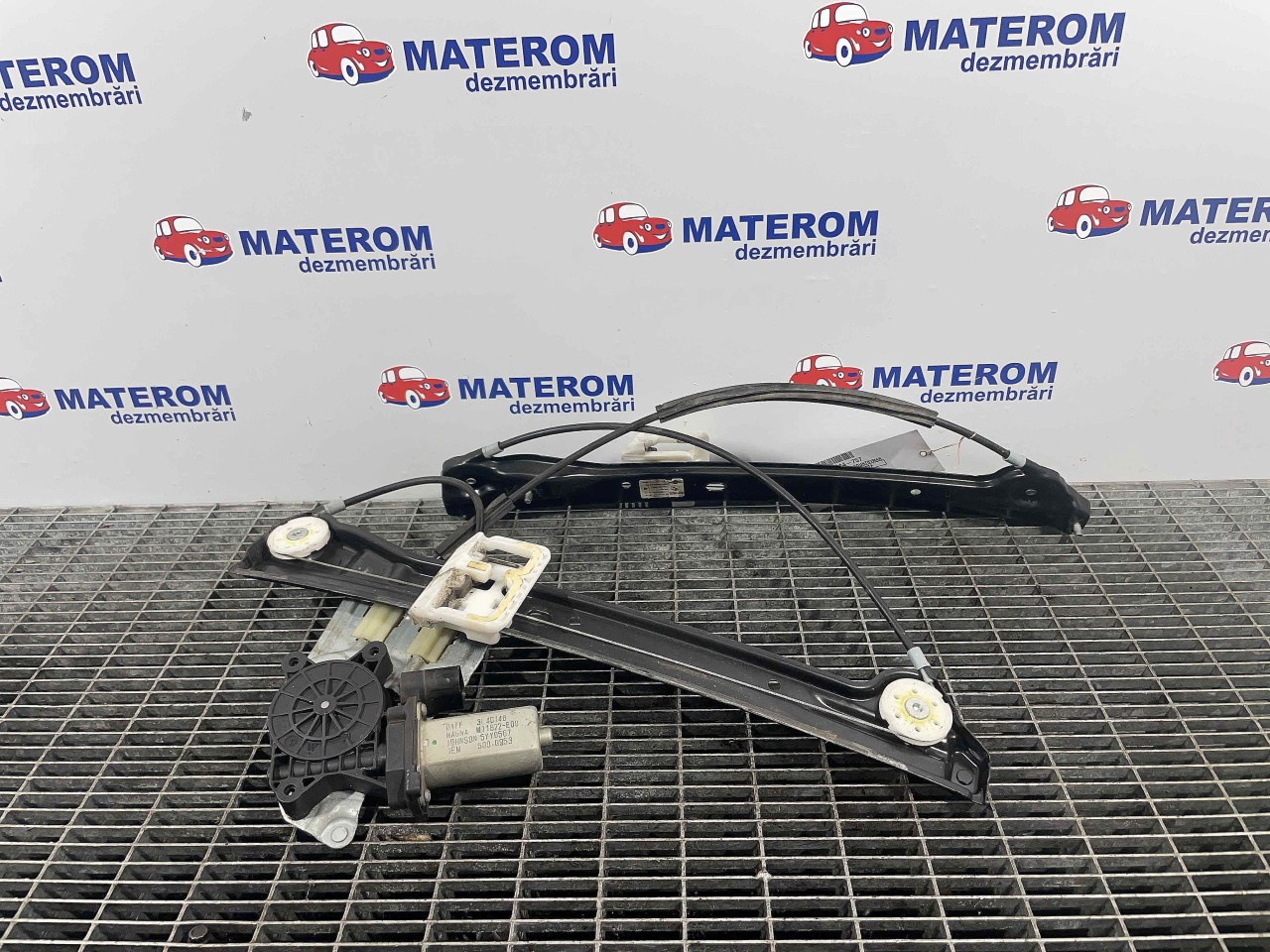 MACARA USA FATA DREAPTA MINI COUNTRYMAN COUNTRYMAN - - (2010 2017)