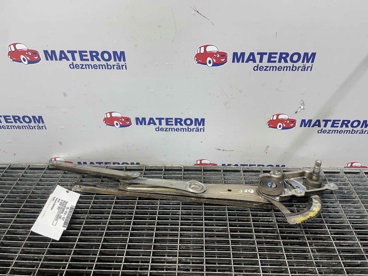 MACARA USA FATA DREAPTA MITSUBISHI L200 - - (2010 2015)