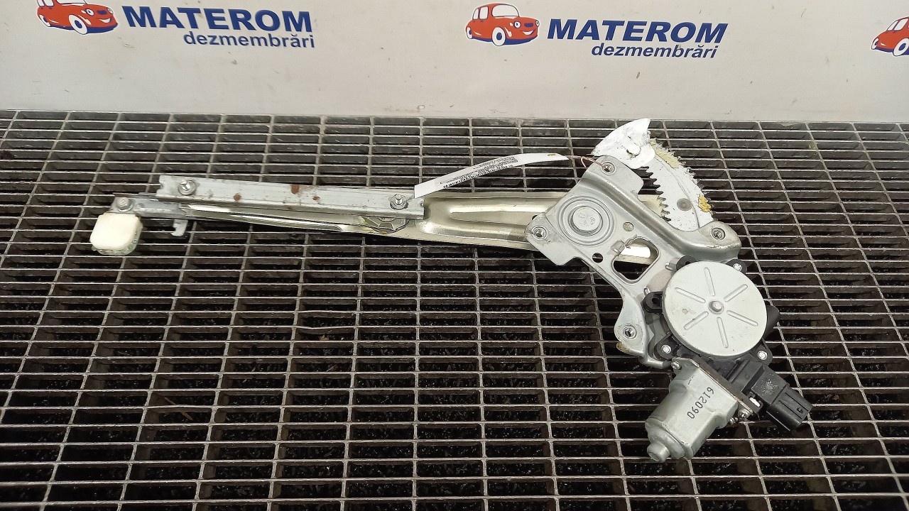 MACARA USA FATA DREAPTA MITSUBISHI OUTLANDER OUTLANDER - - (2006 2012)