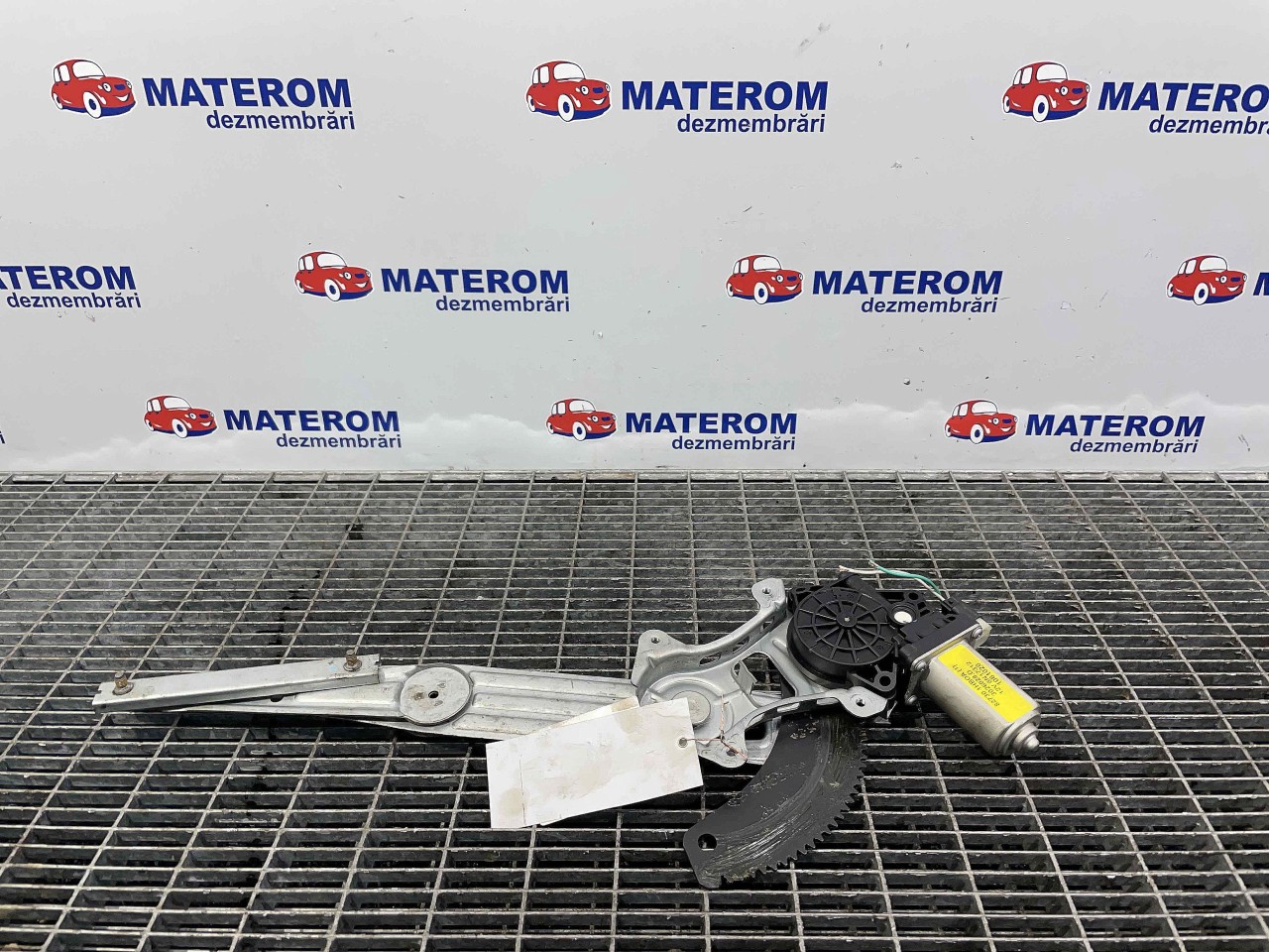 MACARA USA FATA DREAPTA NISSAN MICRA MICRA - - (2010 2013)