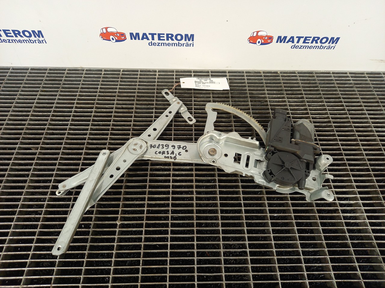 MACARA USA FATA DREAPTA OPEL CORSA C CORSA C - - (2000 2006)