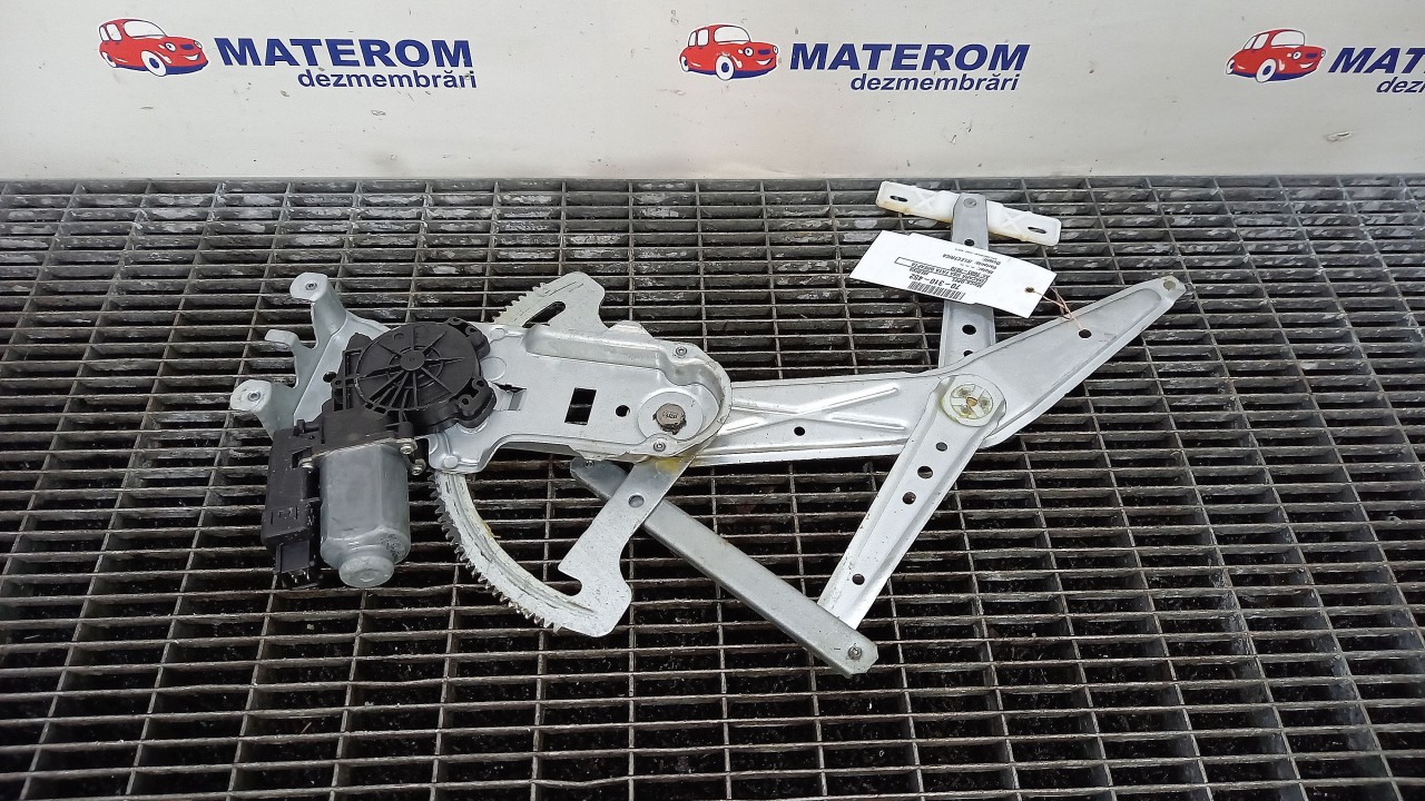 MACARA USA FATA DREAPTA OPEL MERIVA - - (2003 2010)