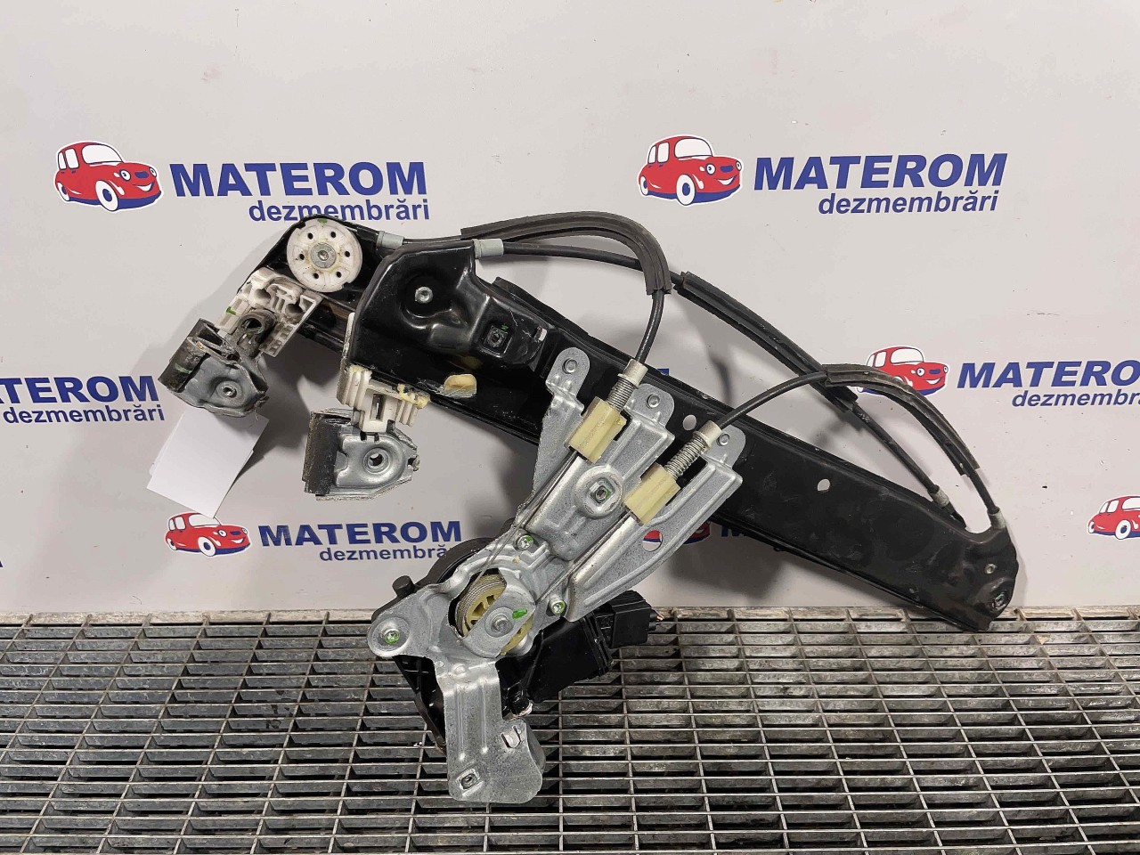 MACARA USA FATA DREAPTA OPEL MERIVA B MERIVA B - - (2010 2014)
