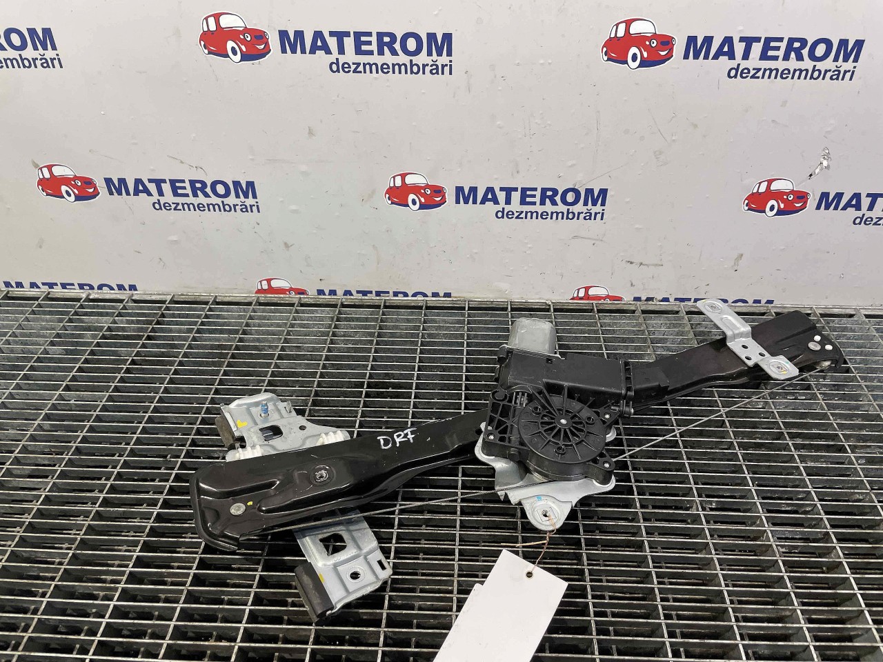 MACARA USA FATA DREAPTA OPEL MOKKA - - (