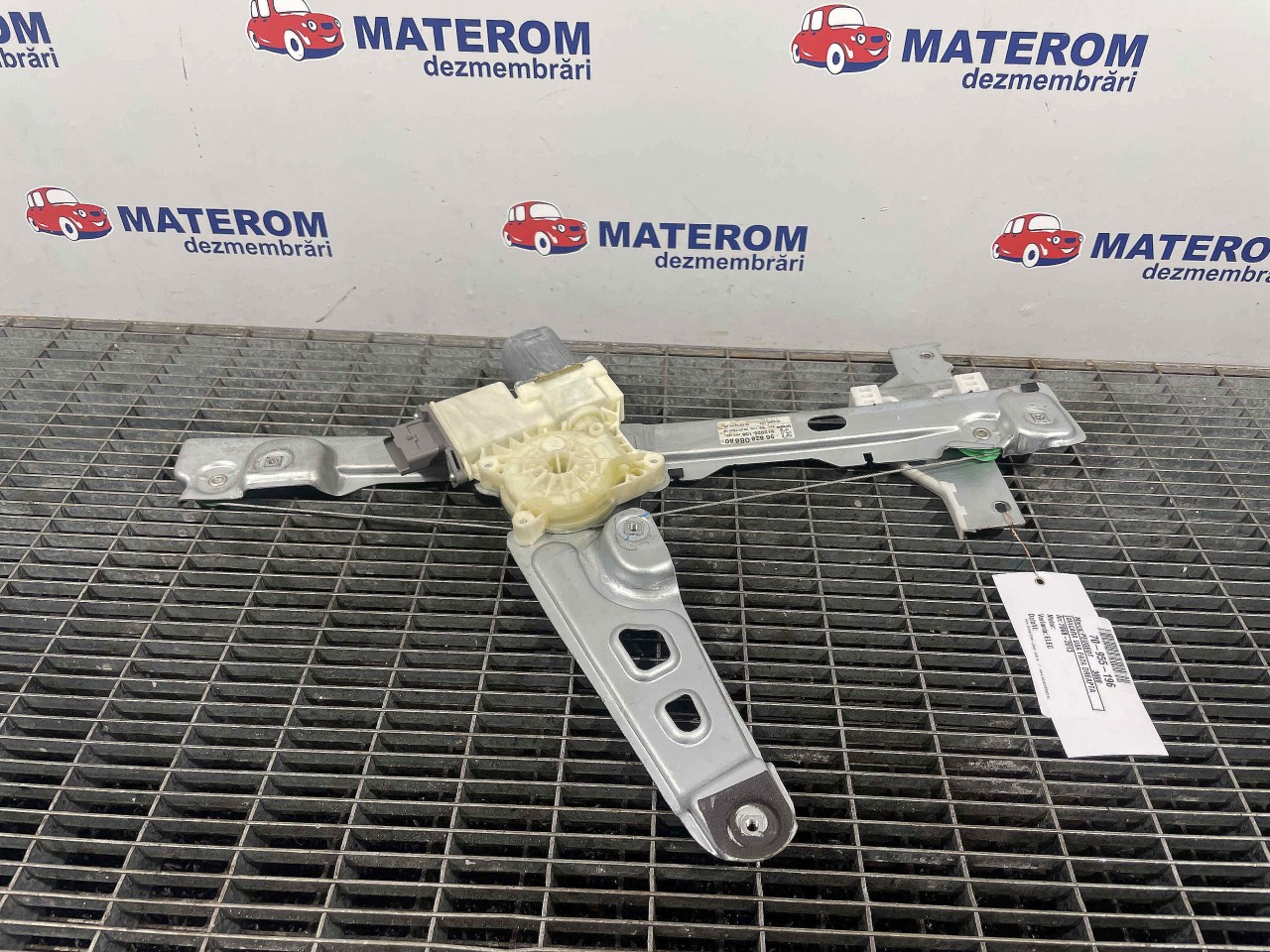 MACARA USA FATA DREAPTA PEUGEOT 3008 - - (2008 2013)