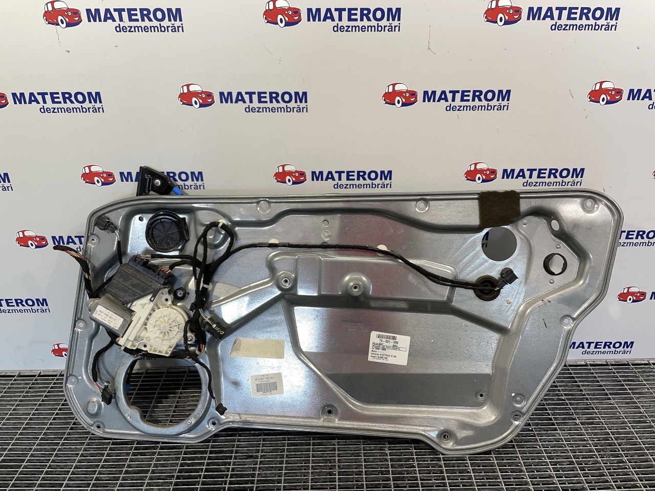 MACARA USA FATA DREAPTA SEAT IBIZA - - (2002 2009)