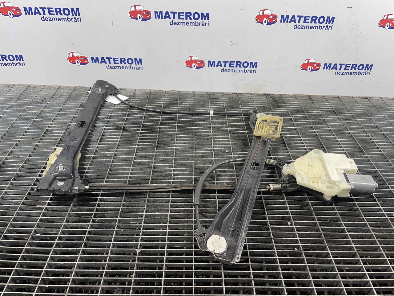 MACARA USA FATA DREAPTA SEAT TOLEDO TOLEDO - - (2012 2019)