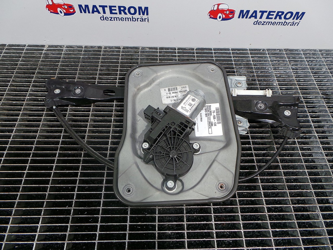 MACARA USA FATA DREAPTA SKODA FABIA FABIA - - (2010 2013)