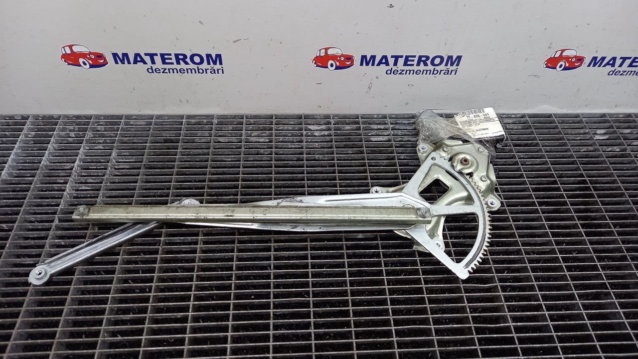 MACARA USA FATA DREAPTA TOYOTA RAV4 RAV4 - - (2006 2010)