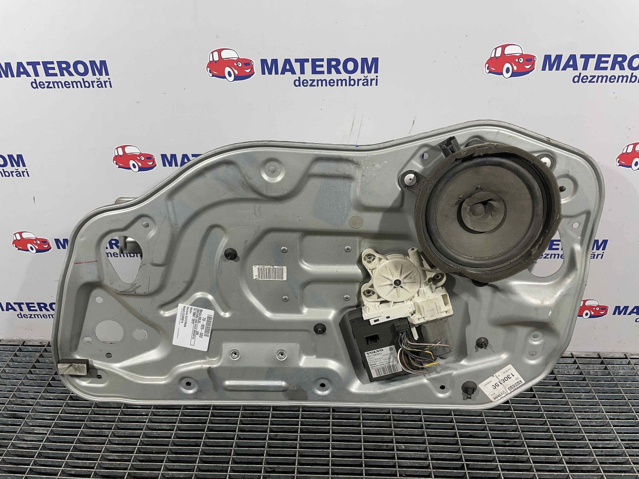 MACARA USA FATA DREAPTA VOLVO S40 S40 - - (2004 2012)
