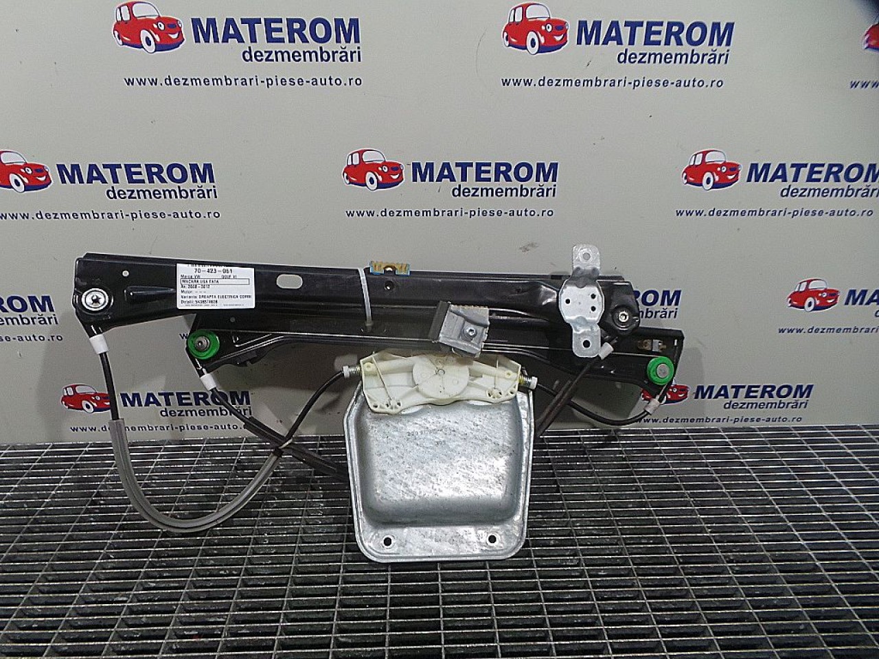 MACARA USA FATA DREAPTA VW GOLF VI - - (2008 2012)