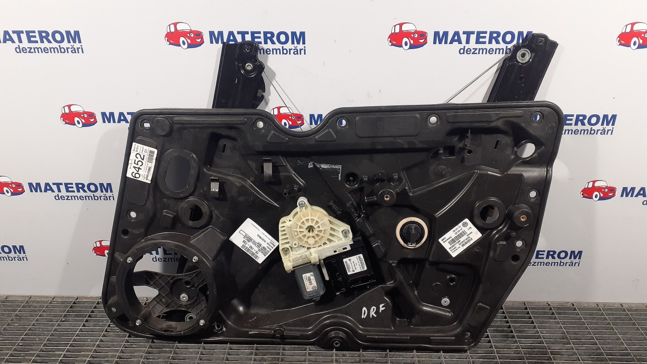 MACARA USA FATA DREAPTA VW GOLF VI - - (2008 2012)