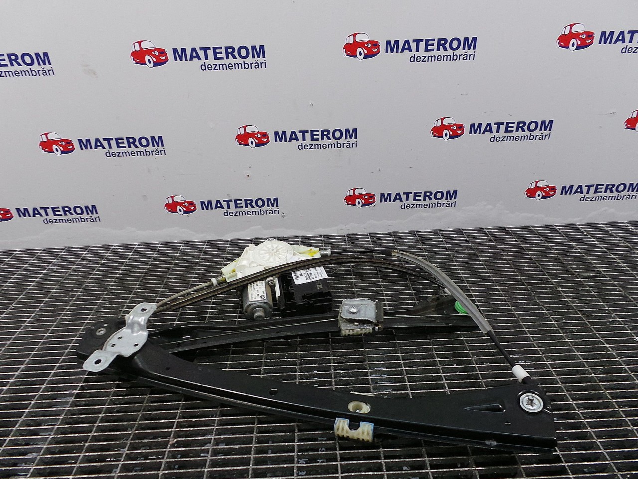 MACARA USA FATA DREAPTA VW GOLF VI GOLF VI - - (2008 2012)