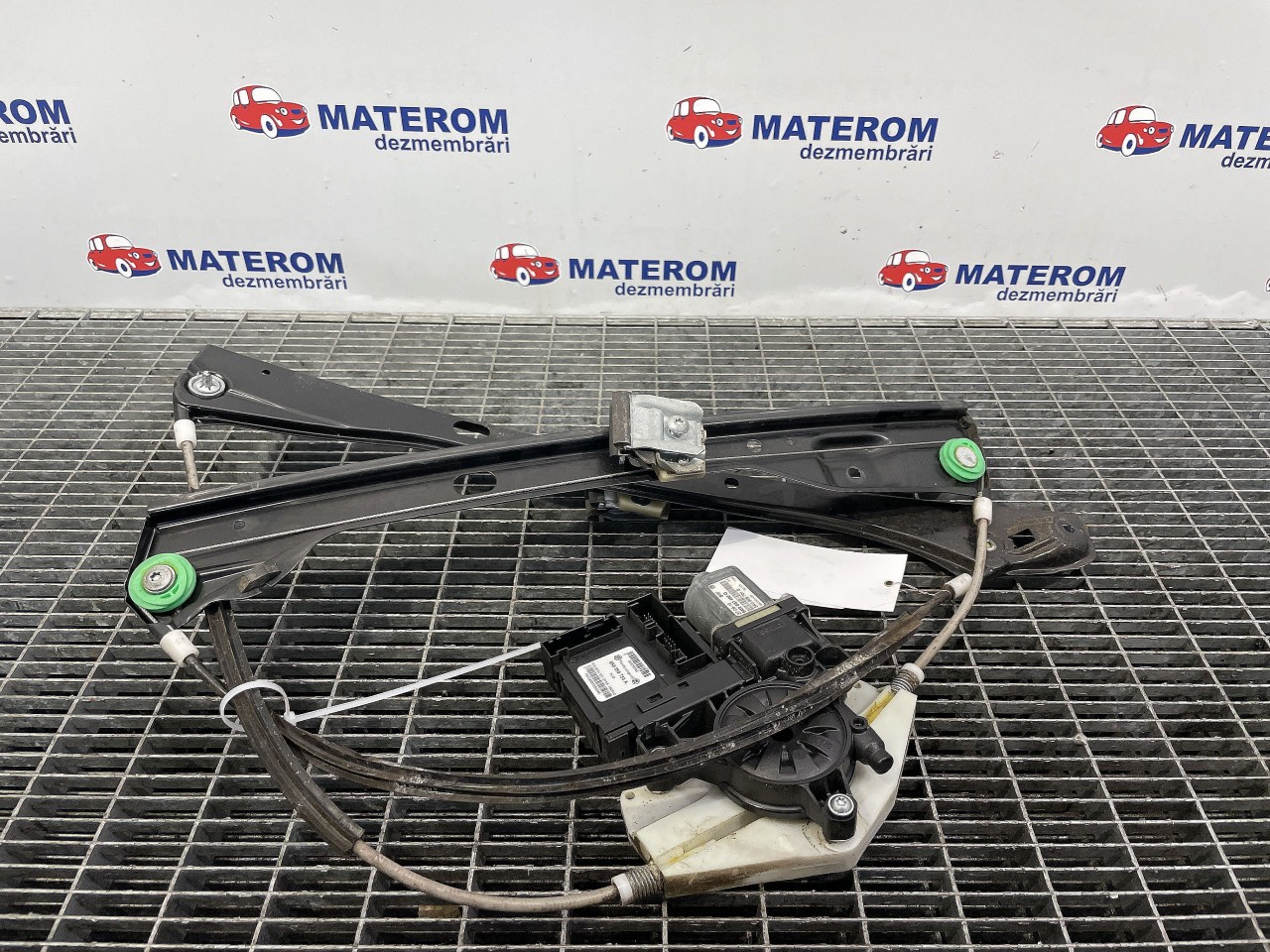 MACARA USA FATA DREAPTA VW GOLF VI PLUS GOLF VI PLUS - - (2008 2014)