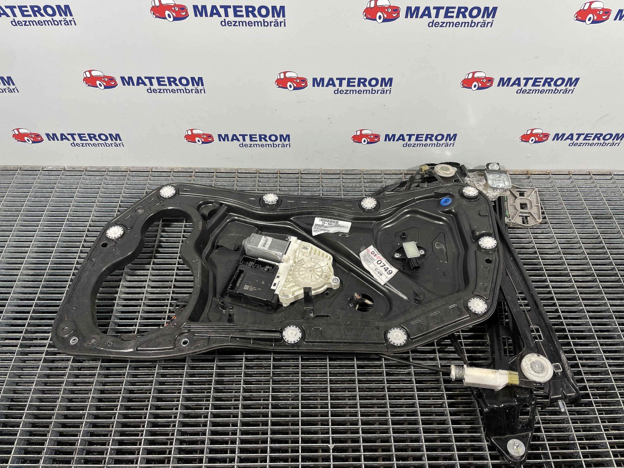 MACARA USA FATA DREAPTA VW PASSAT CC PASSAT CC - - (2008 2012)