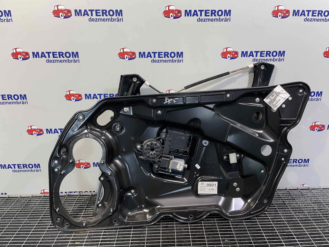 MACARA USA FATA DREAPTA VW PASSAT PASSAT - - (2010 2014)