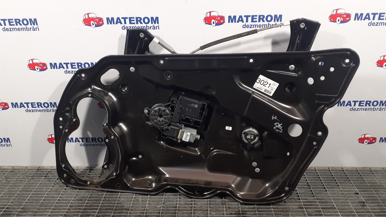 MACARA USA FATA DREAPTA VW PASSAT PASSAT - - (2010 2014)