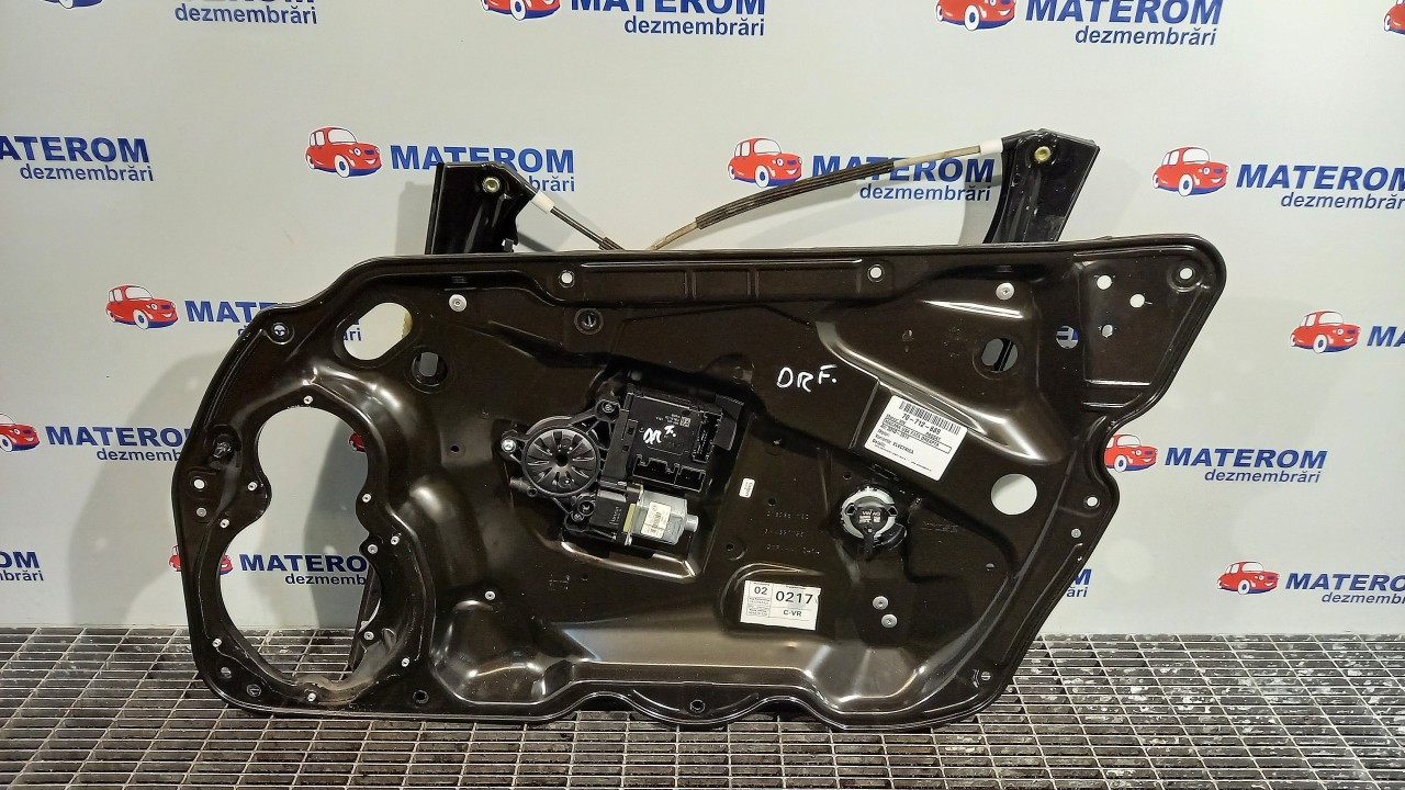 MACARA USA FATA DREAPTA VW PASSAT PASSAT - - (2010 2014)