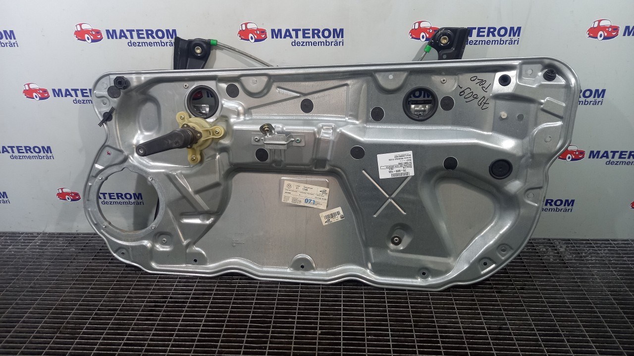 MACARA USA FATA DREAPTA VW POLO - - (2002 2005)