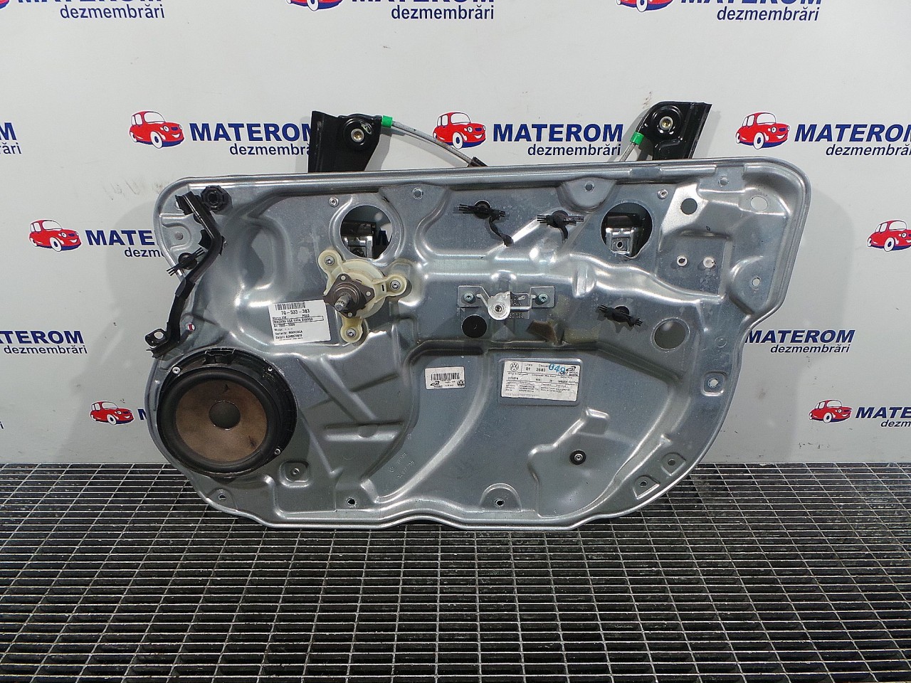 MACARA USA FATA DREAPTA VW POLO POLO - - (2005 2009)