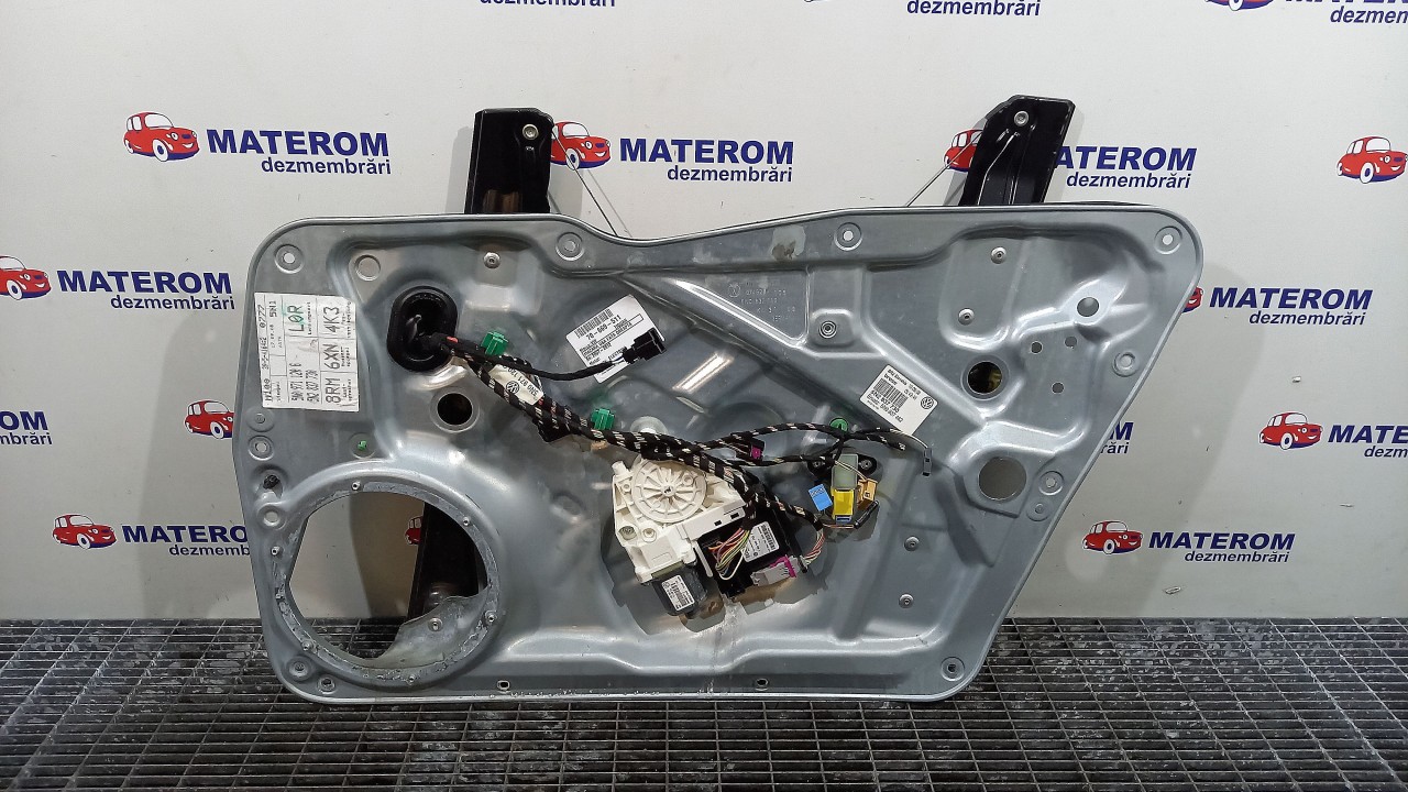MACARA USA FATA DREAPTA VW TIGUAN TIGUAN - - (2007 2010)