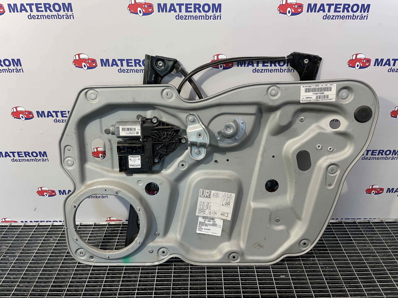 MACARA USA FATA DREAPTA VW TOURAN TOURAN - - (2010 2015)
