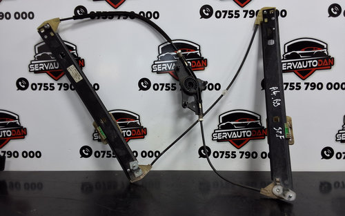 Macara usa fata stanga Audi A4 (2015-2019) [8W2, B9] 2.0 Motorina 2016, 8W0837461