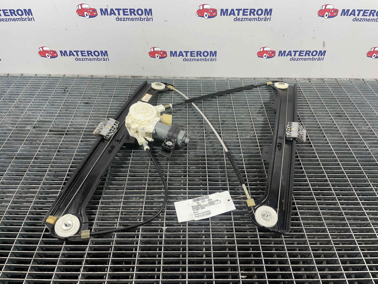 MACARA USA FATA STANGA BMW SERIA 5 E 60 