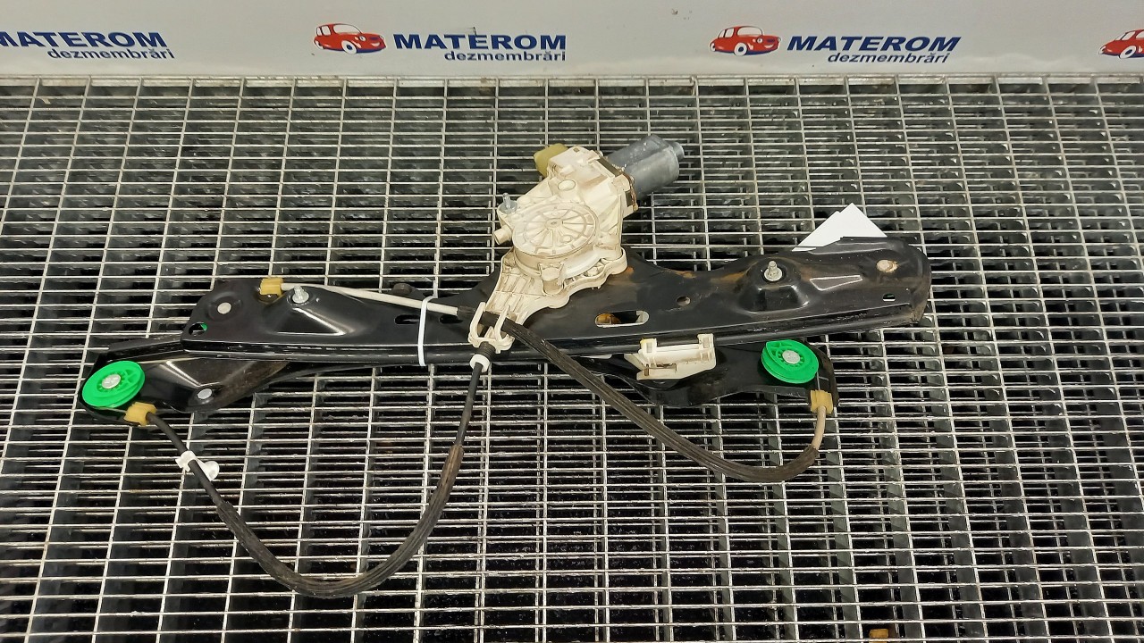 MACARA USA FATA STANGA BMW X1 - - (2009 2012)