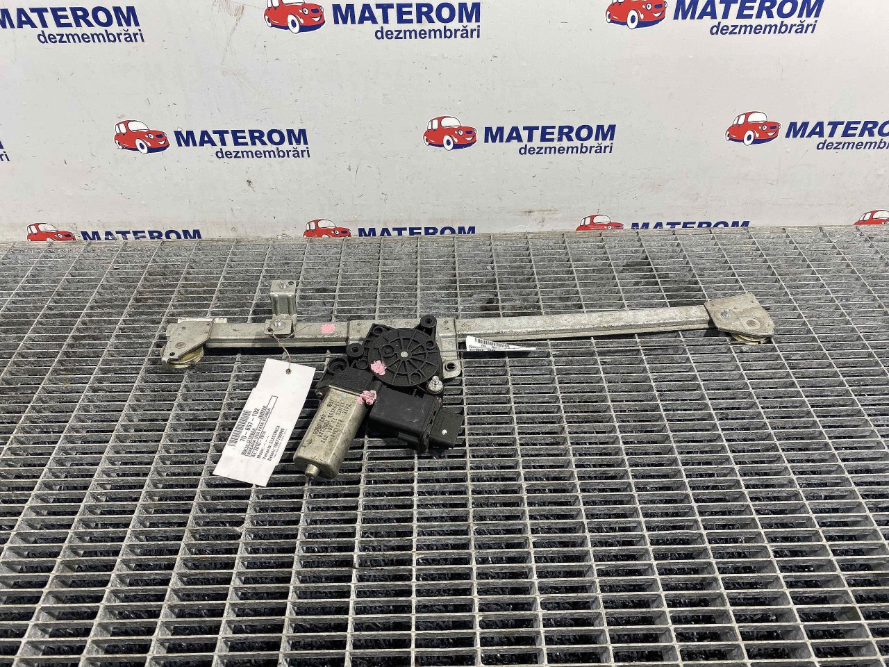 MACARA USA FATA STANGA CITROEN JUMPER - - (2010 2014)
