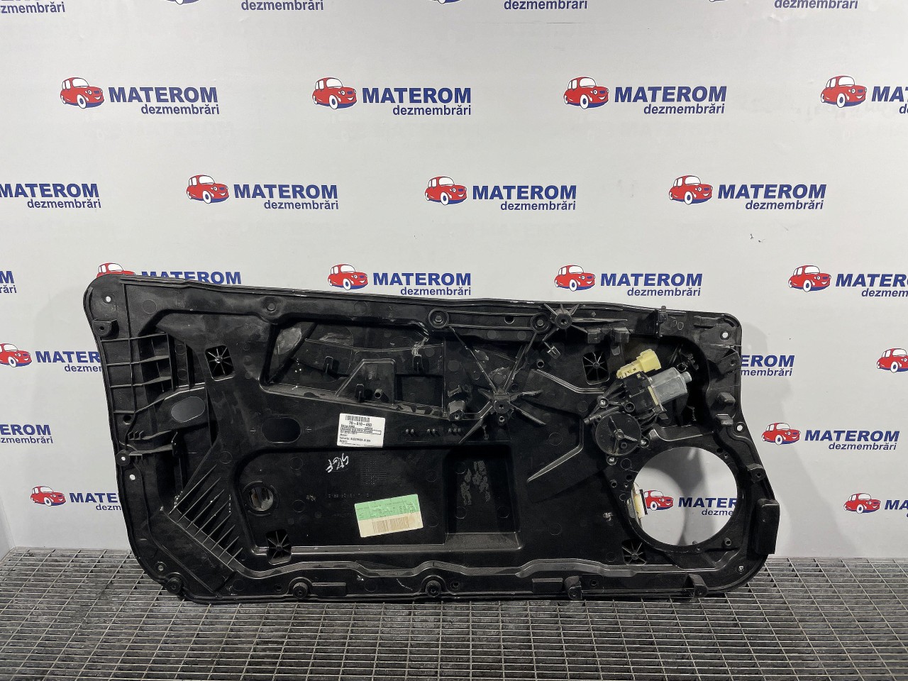 MACARA USA FATA STANGA FORD FIESTA - - (2012 2017)