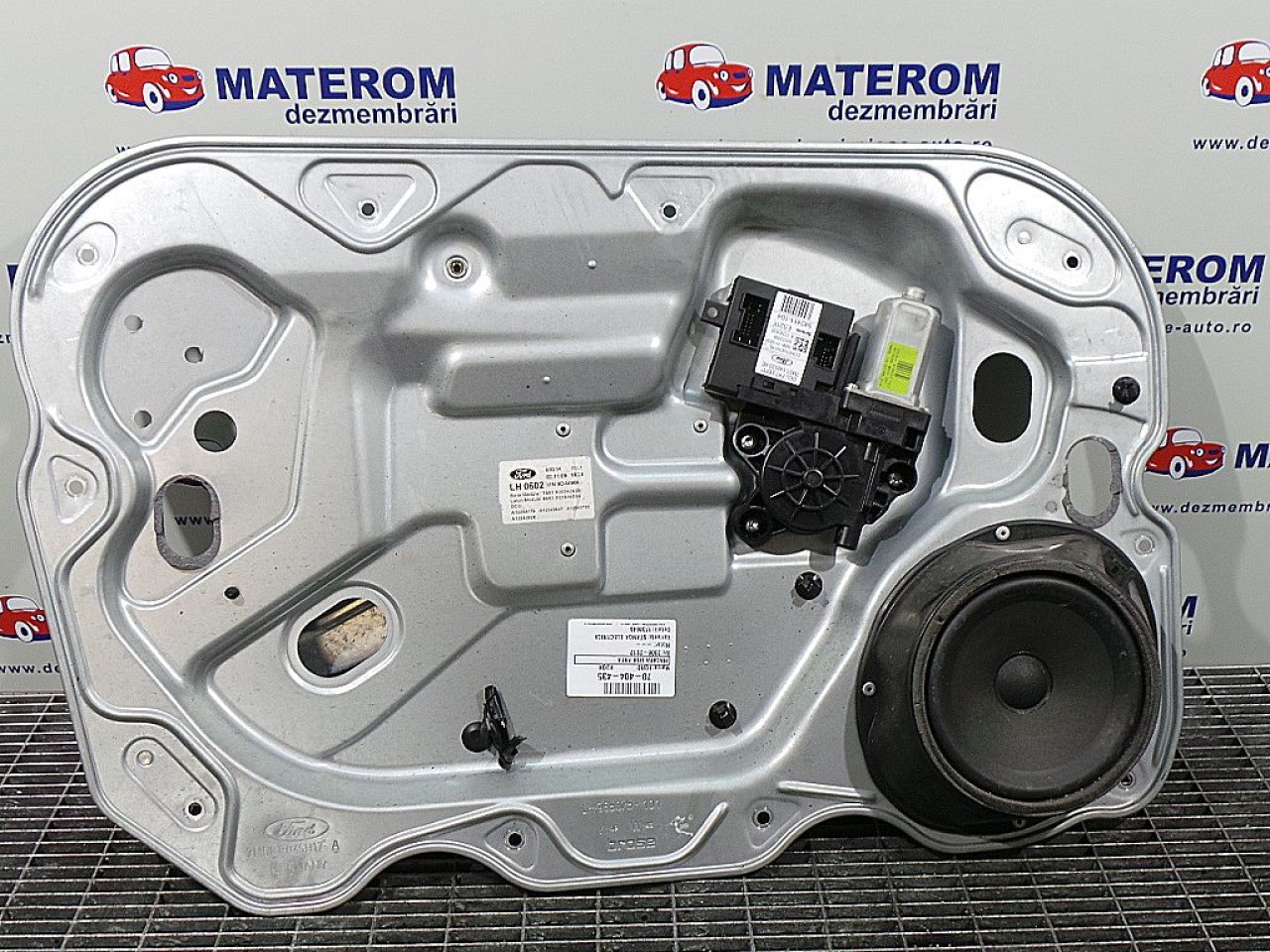 MACARA USA FATA STANGA FORD KUGA - - (2008 2012)