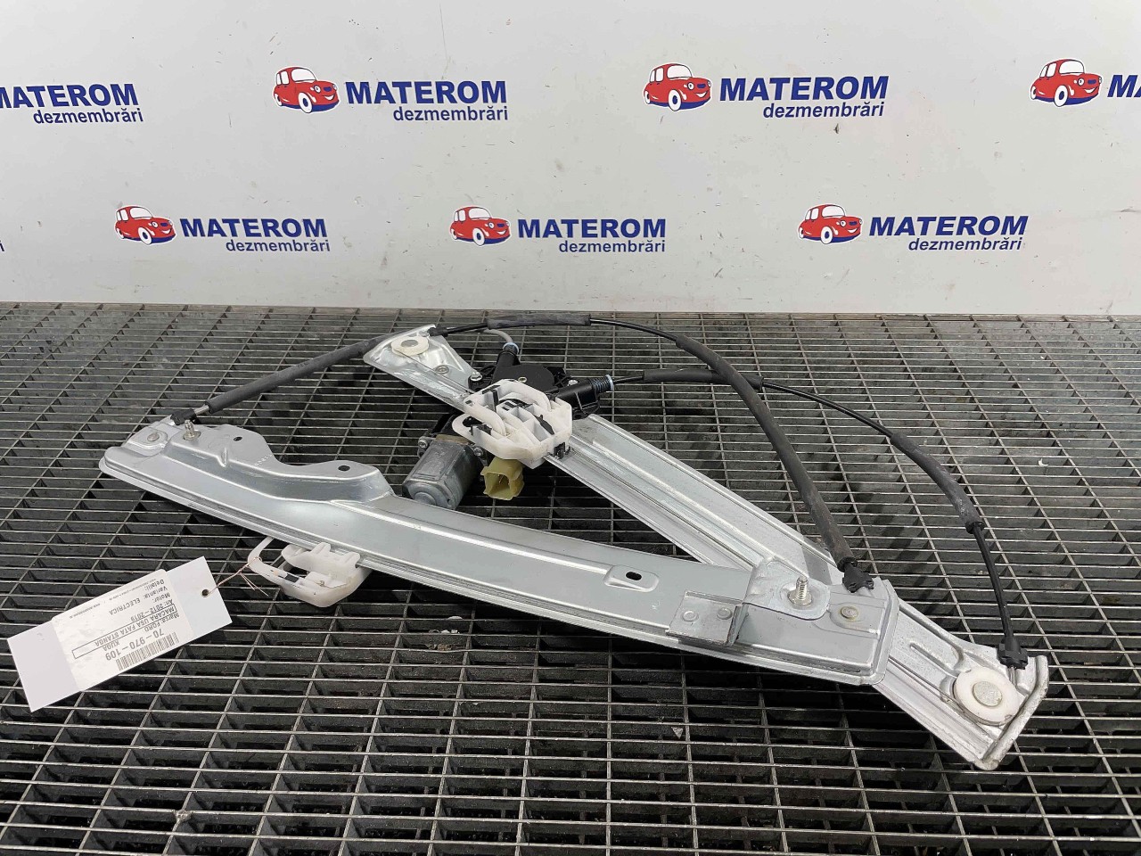 MACARA USA FATA STANGA FORD KUGA - - (2012 2019)